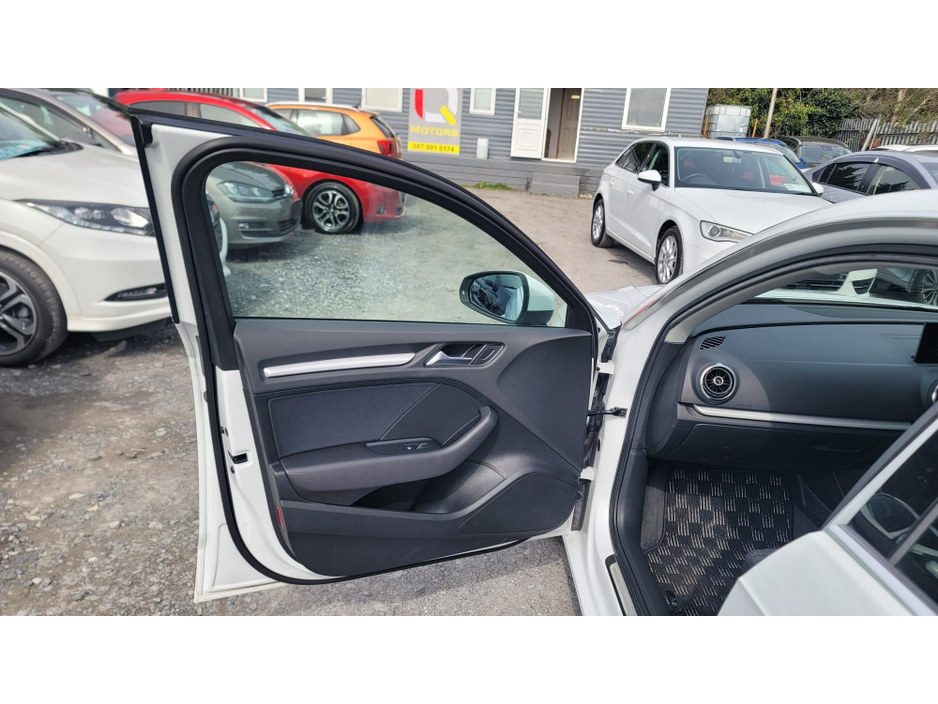 2013 Audi A3 - image 12