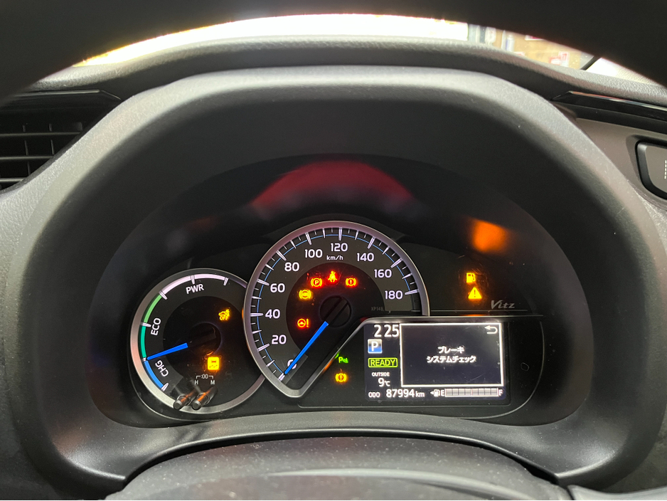 2019 Toyota Vitz - image 15