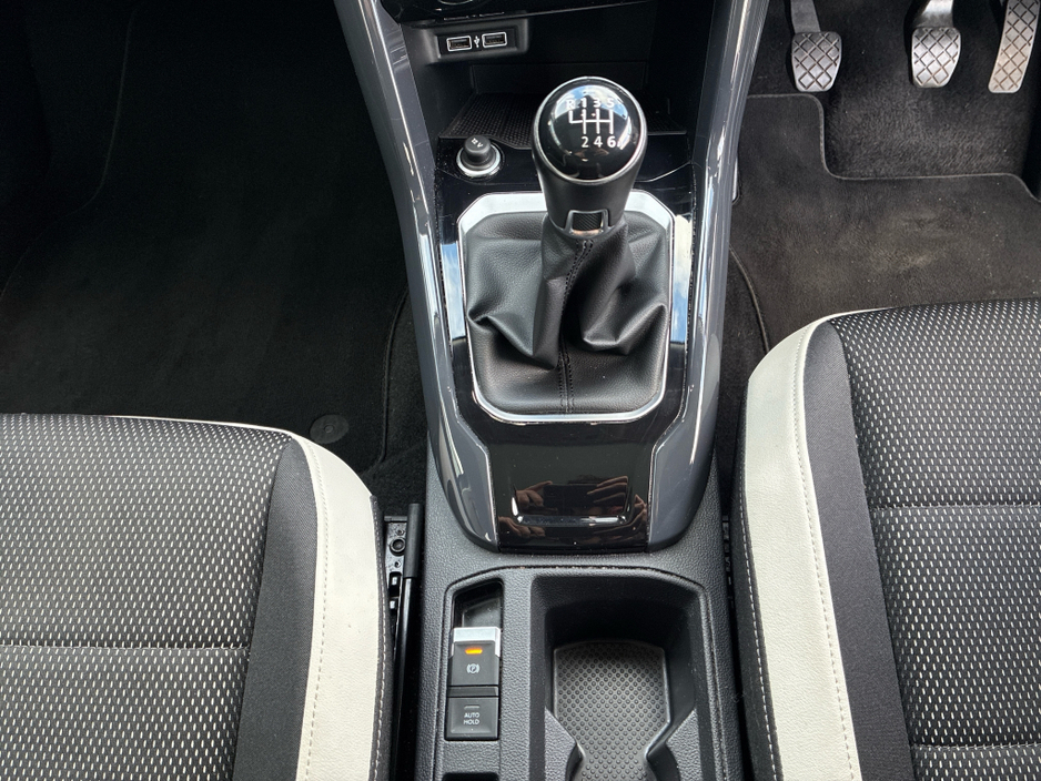 2019 Volkswagen T-Roc SPORT 1.0 TSI MANUAL 6SPEED FWD 115HP 5DR €20,950