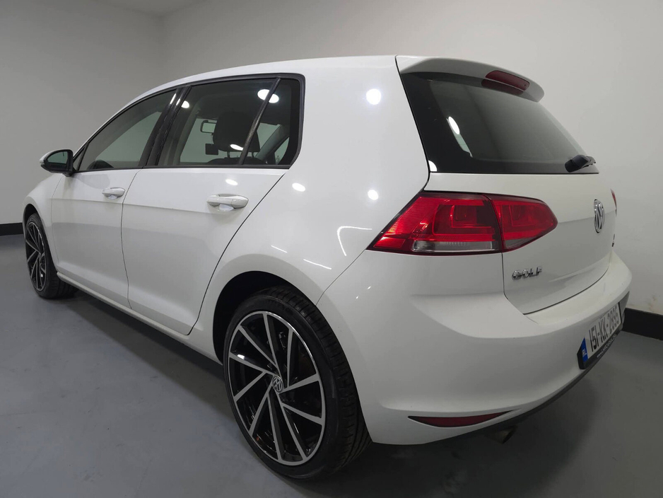 2015 Volkswagen Golf 1.2 TSI 5DR 110HP Trendline €12,950