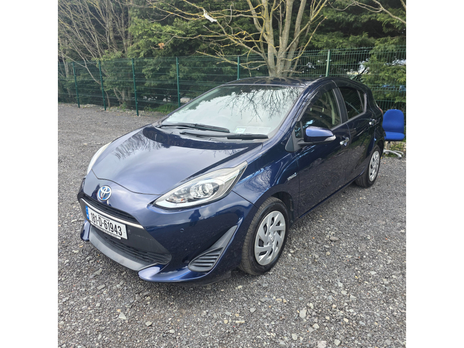 2018 Toyota Aqua - image 4