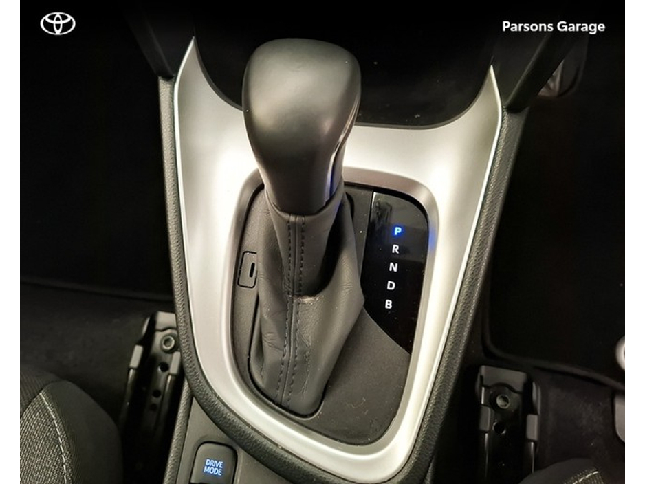 2024 Toyota Yaris Cross CROSS LUNA SPORT 4DR AUTO €30,995