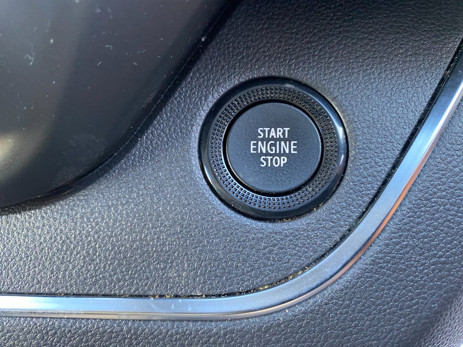 2023 Renault Trafic - image 20