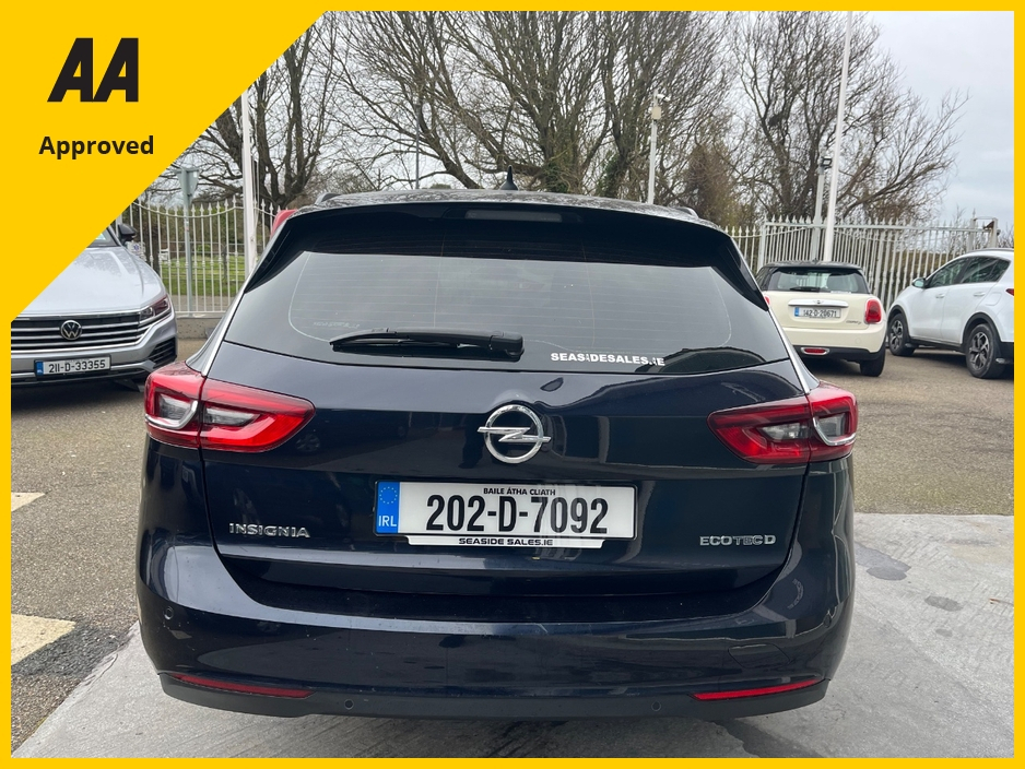 2020 Opel Insignia - image 3