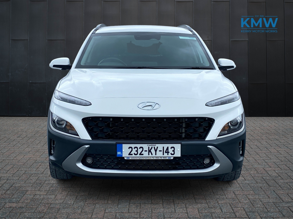 2023 Hyundai Kona - image 3