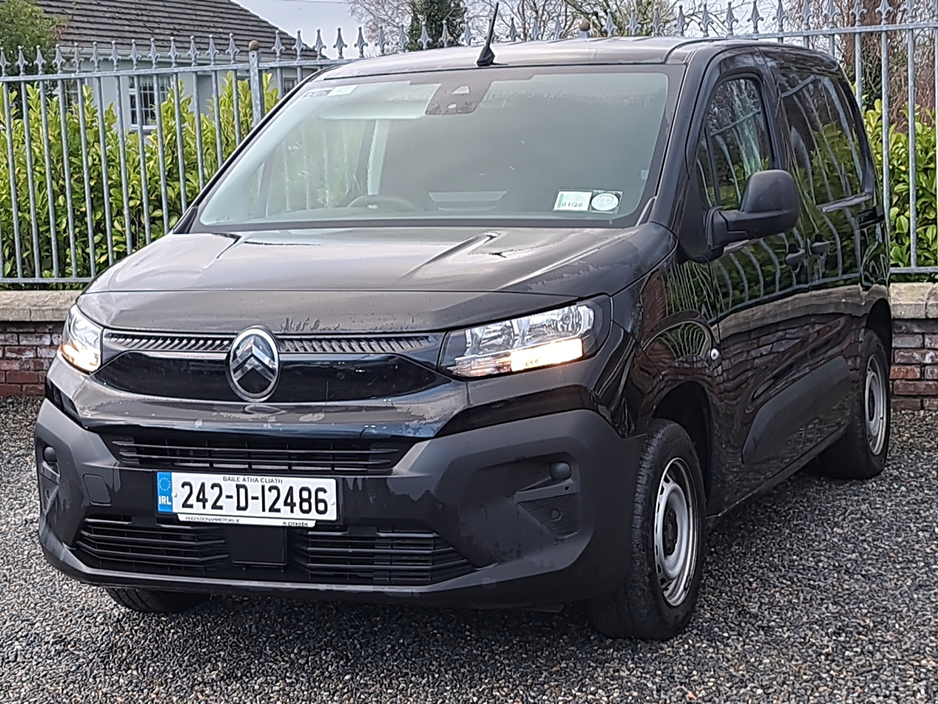 2024 Citroen Berlingo Enterprise Blue 1.5 Diesel Panel van only 22,000 Kms Vat invoice available. €21,750
