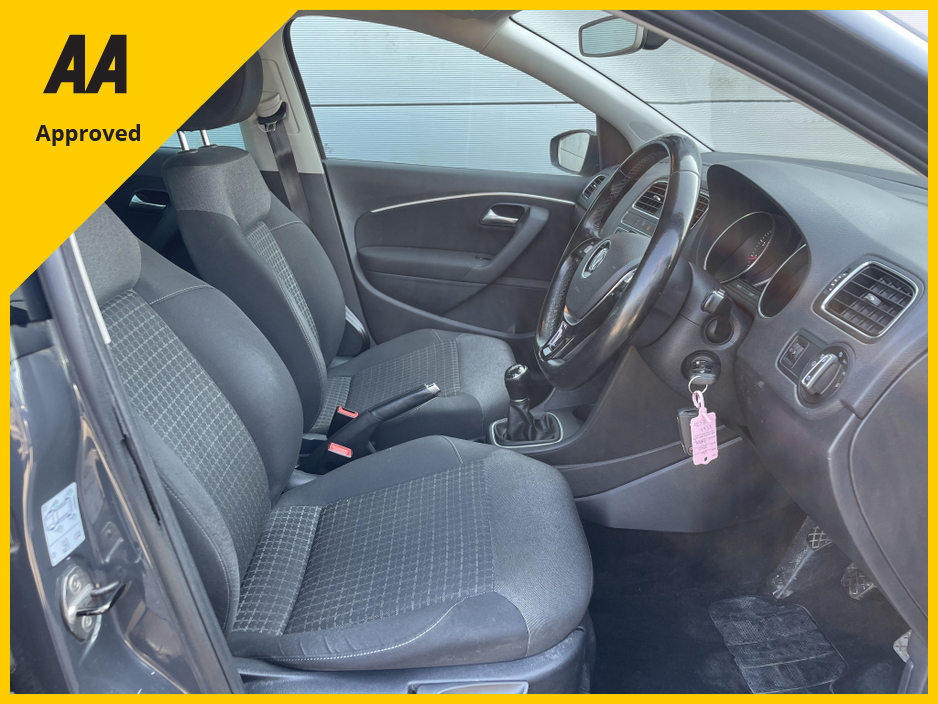 2017 Volkswagen Polo - image 7