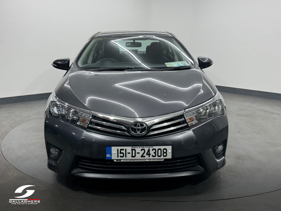 2015 Toyota Corolla - image 4