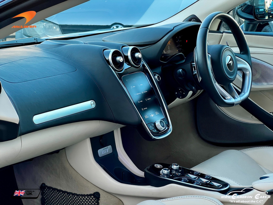 2020 McLaren GT - image 30