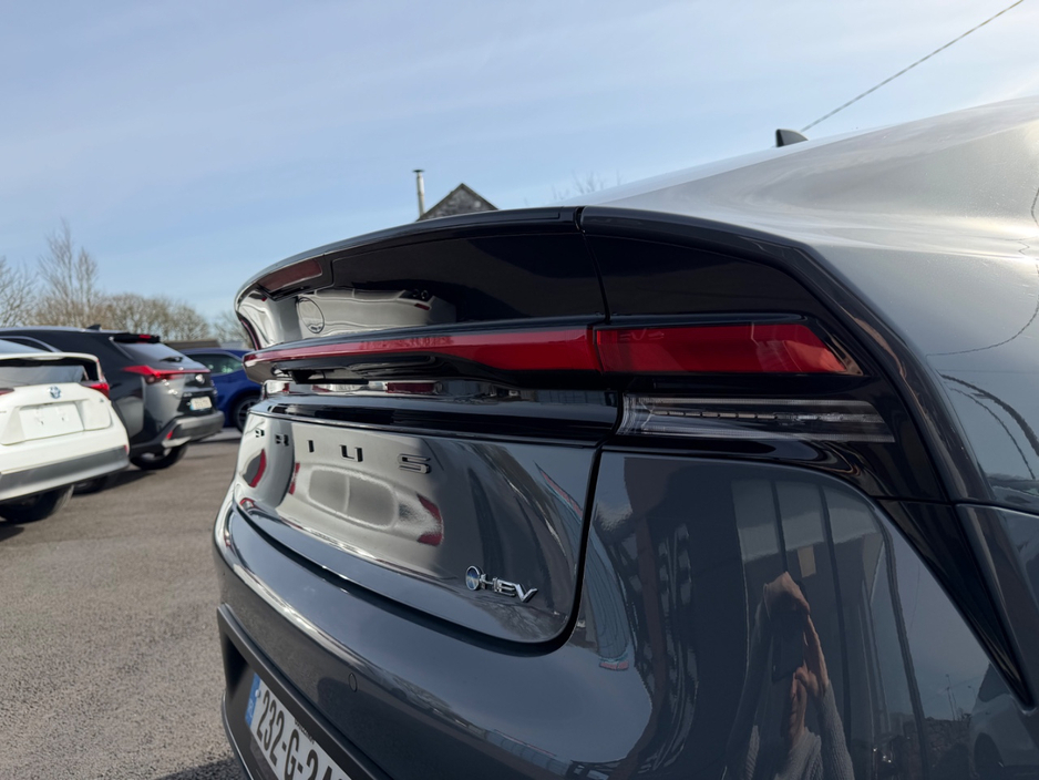 2023 Toyota Prius - image 15