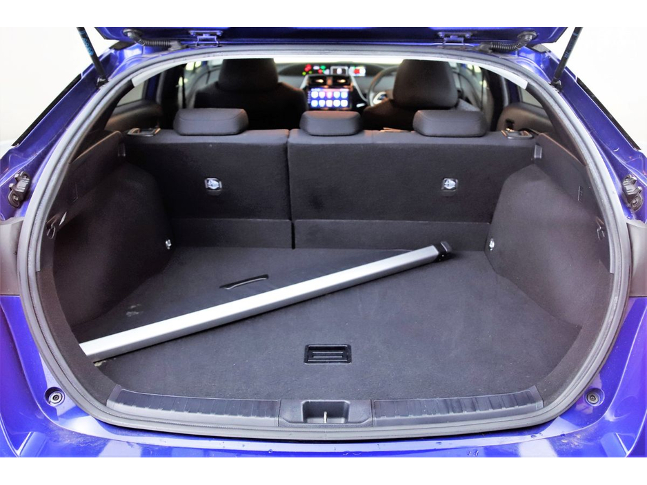 2019 Toyota Prius - image 20