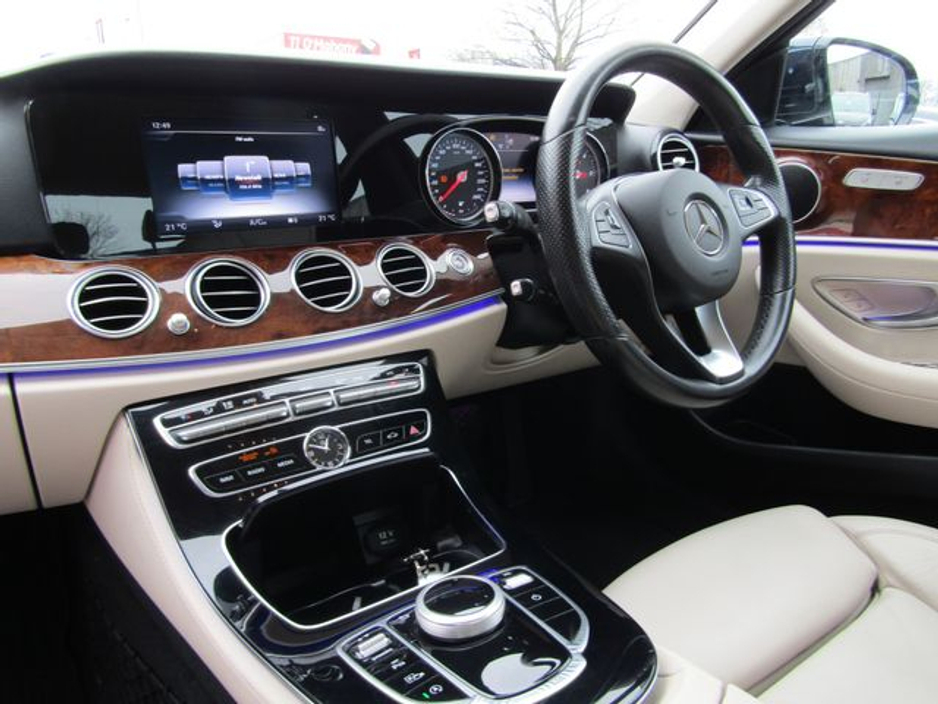 2017 Mercedes-Benz E Class E 220 d D Avantgarde 4DR Auto €15,950