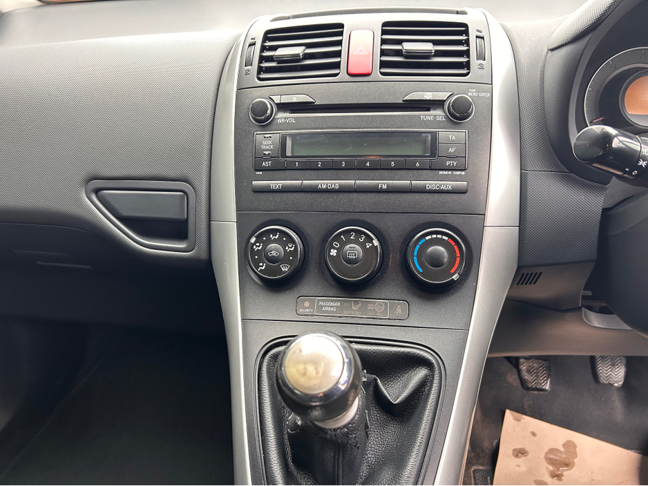 2012 Toyota Auris MC 1.4 D-4D TERRA 5DR €6,950