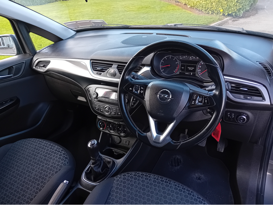 2016 Opel Corsa - image 7