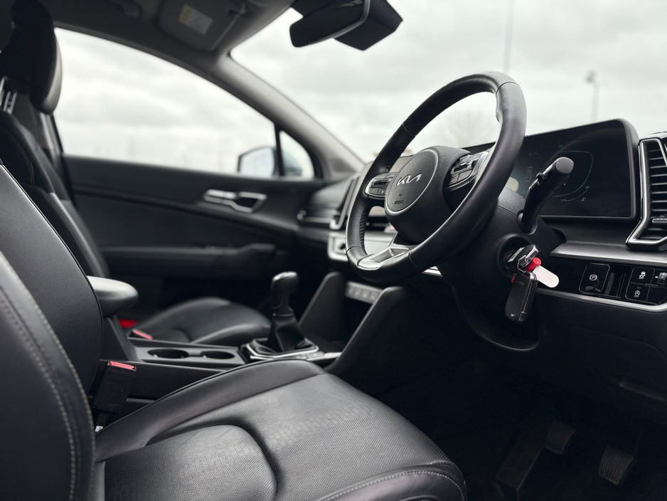 2025 Kia Sportage - image 11