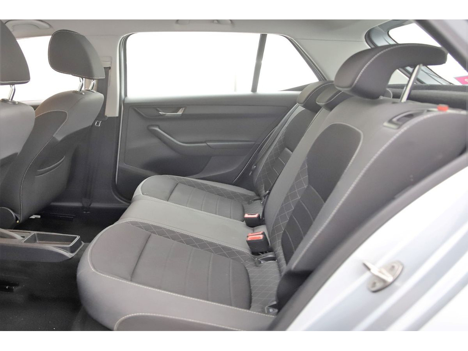 2020 Skoda Fabia - image 16