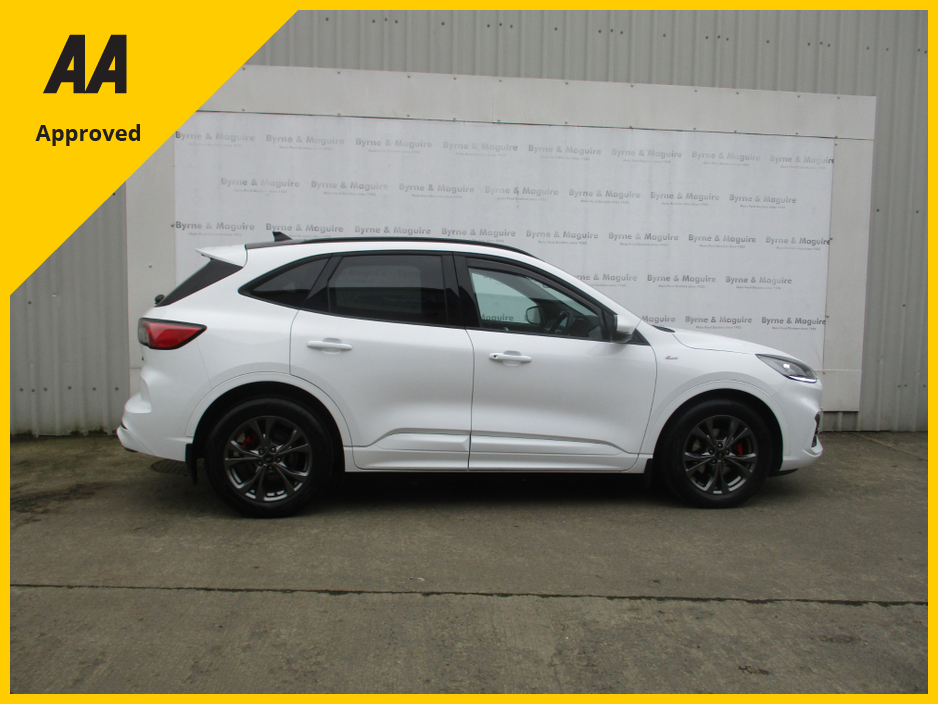 2021 Ford Kuga - image 13