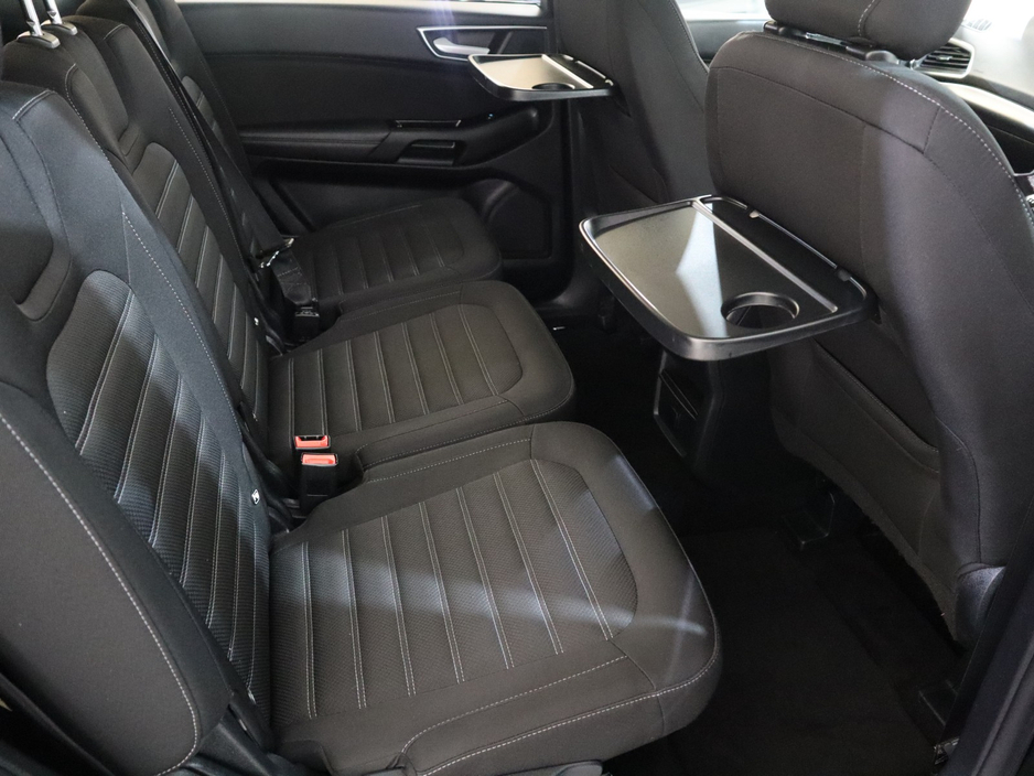 2019 Ford Galaxy - image 26