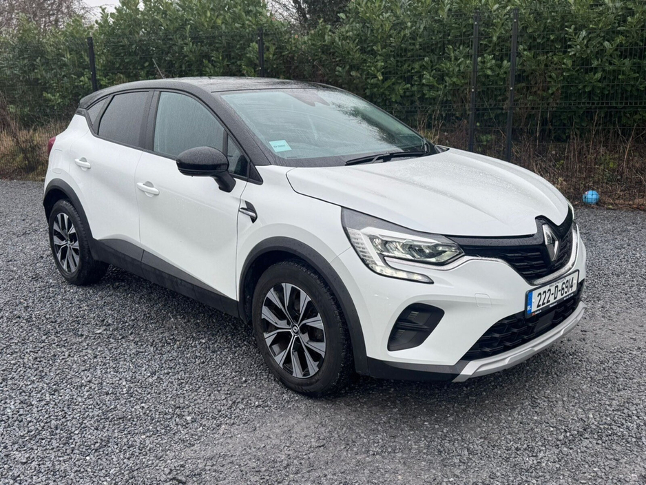 2022 Renault Captur - image 6
