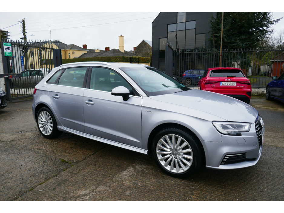 2018 Audi A3 - image 2