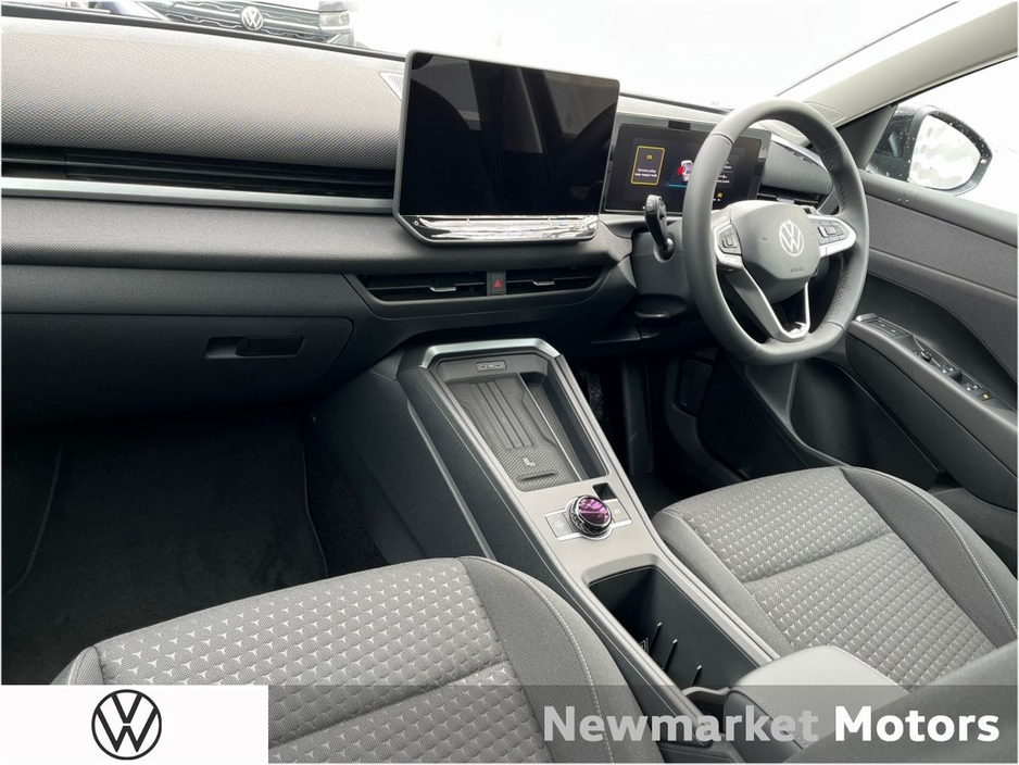 2026 Volkswagen T-Roc - image 22