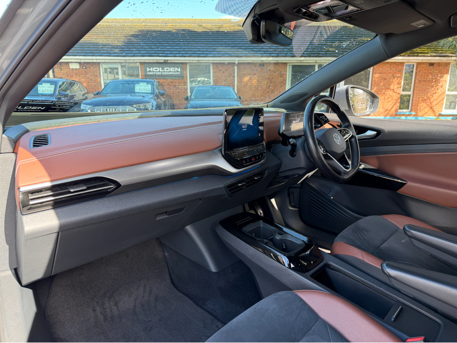 2022 Volkswagen ID.4 - image 27