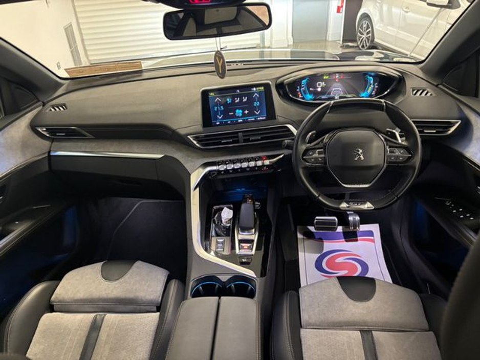 2021 Peugeot 3008 HYBRID2 PHEV 300bhp GT €24,495