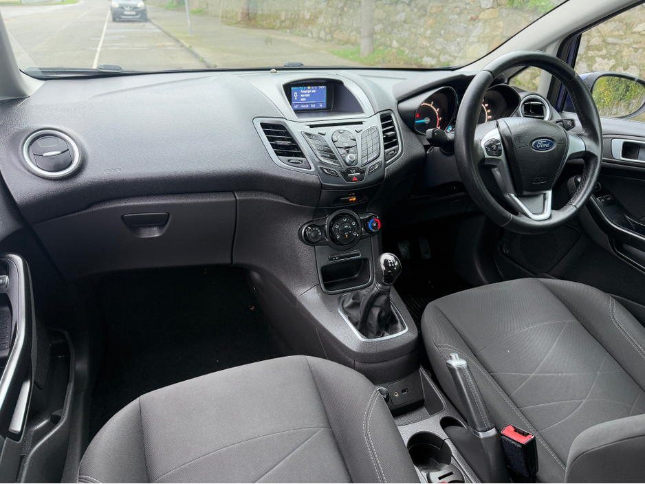 2015 Ford Fiesta ZETEC 1.0 PETROL NEW NCT €7,950
