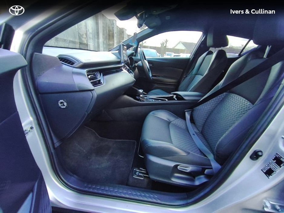 2022 Toyota C-HR C-HR HYBRID SPORT €24,990