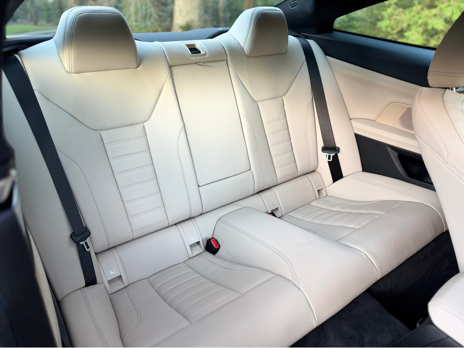 2021 BMW 4 Series - image 19