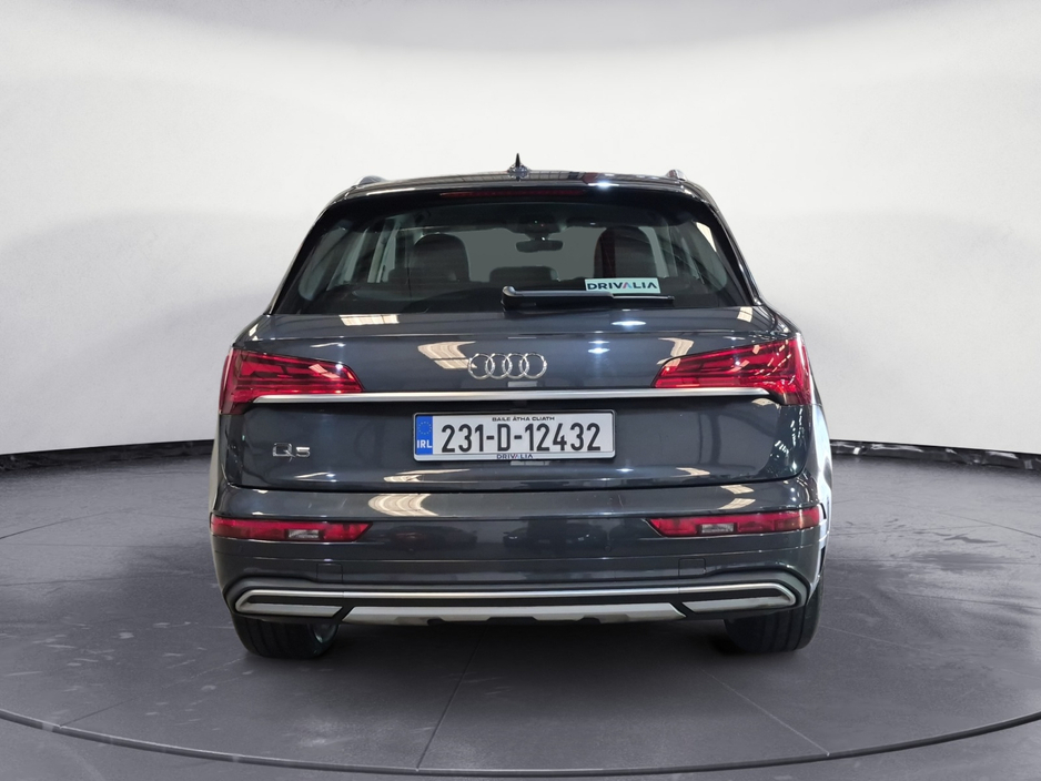 2023 Audi Q5 - image 6