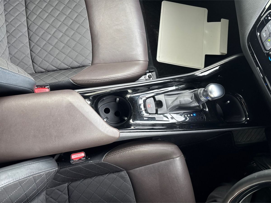 2017 Toyota C-HR - image 12