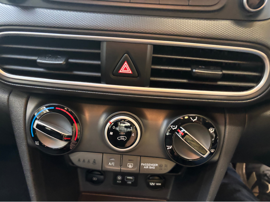 2019 Hyundai Kona - image 14