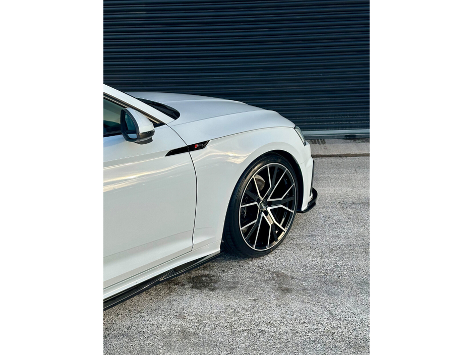 2022 Audi A5 - image 8