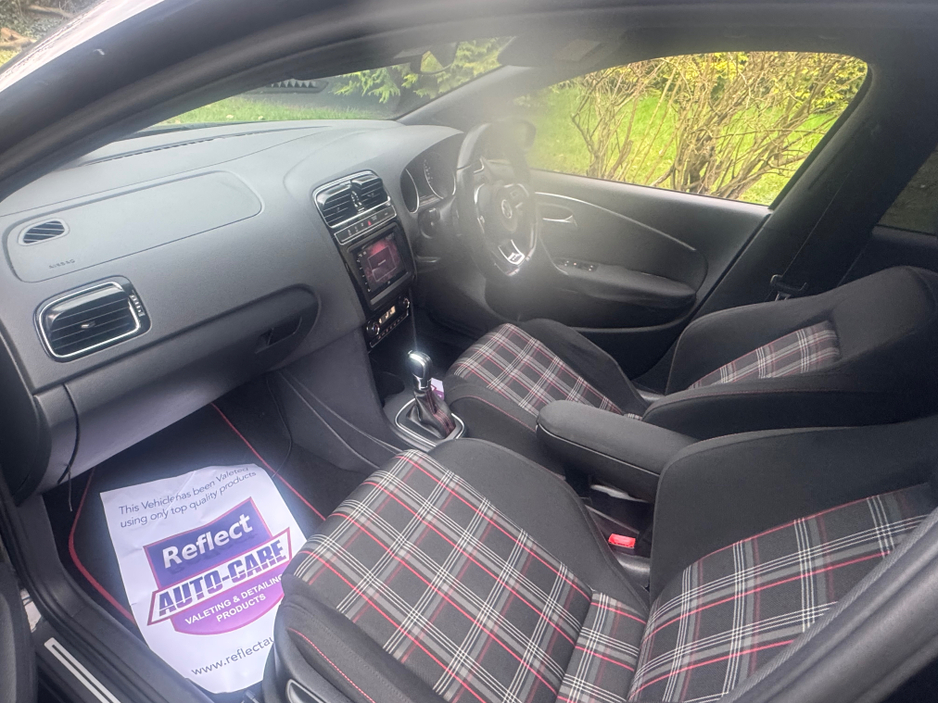 2016 Volkswagen Polo - image 7