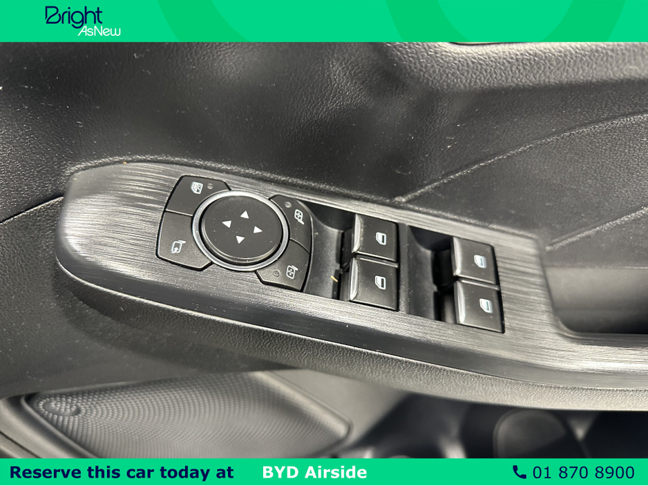 2021 Ford Kuga - image 17