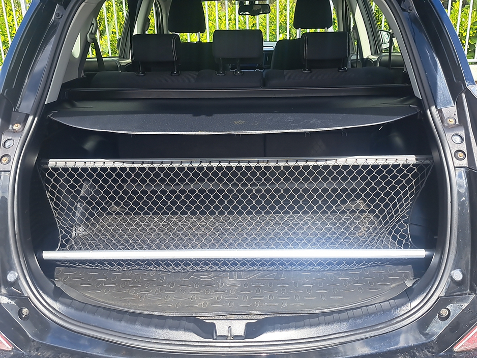 2016 Toyota Rav4 - image 16