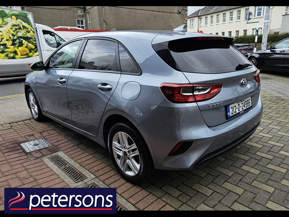 2021 Kia Ceed - image 6