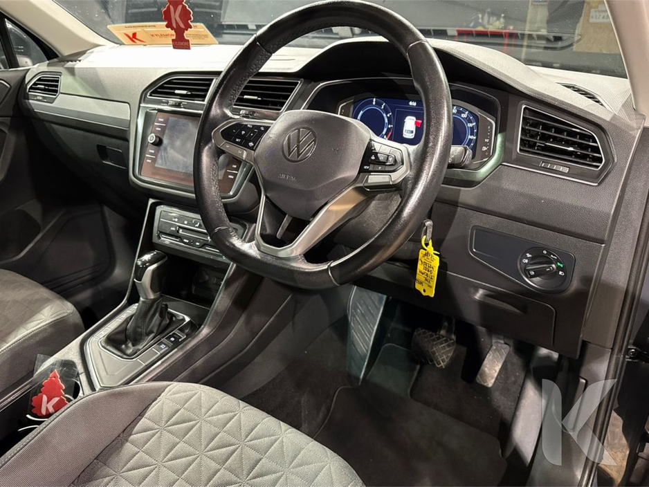 2022 Volkswagen Tiguan HYBRID AUTOMATIC 1.4L TSI PHEV - PARKING SENSORS - CRUISE CONTROL - A/C HEATING CONTROLS €29,950