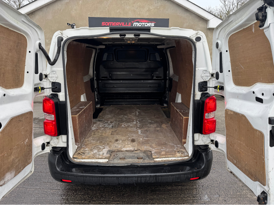 2018 Peugeot Expert - image 11