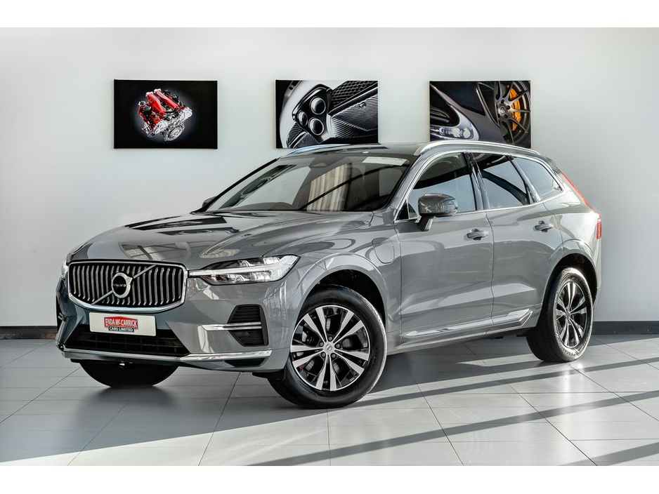 2022 Volvo XC60 T6 CORE BRIGHT SUNROOF 350BHP AWD €42,899