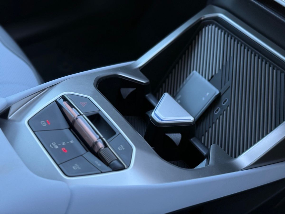 2026 BMW iX3 - image 9