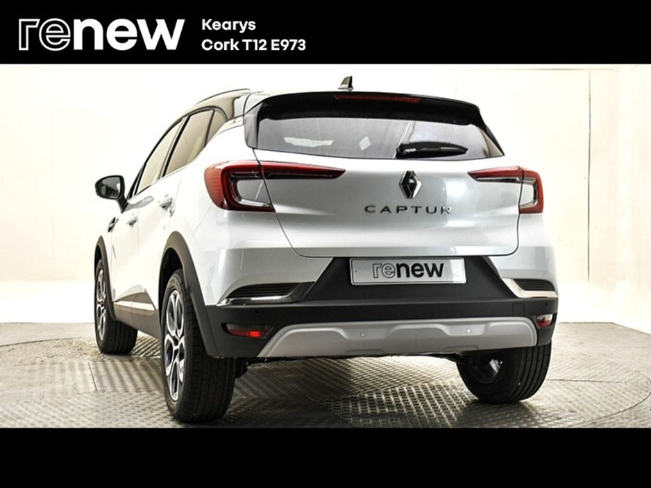 2024 Renault Captur - image 3