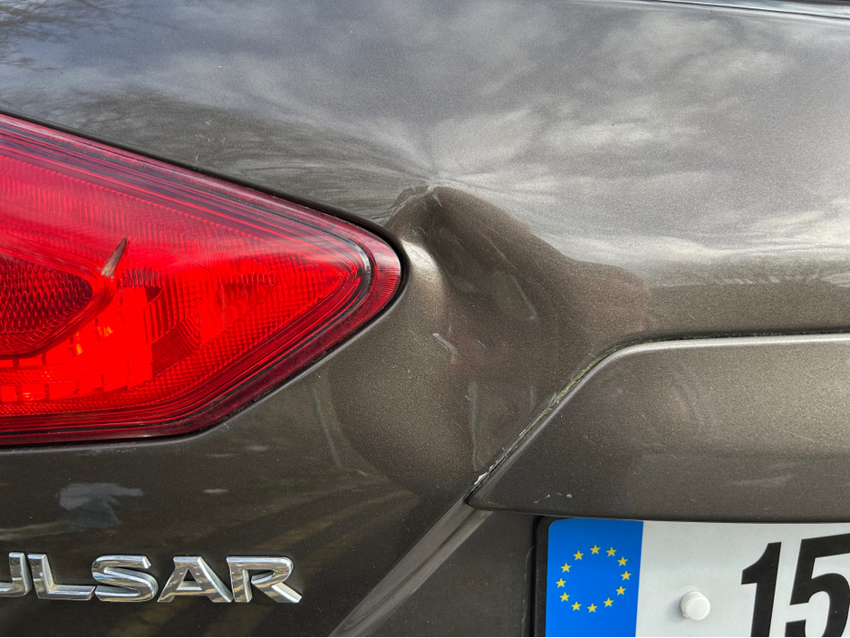 2015 Nissan Pulsar - image 8