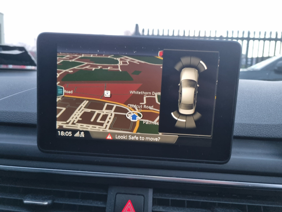 2017 Audi A4 - image 10