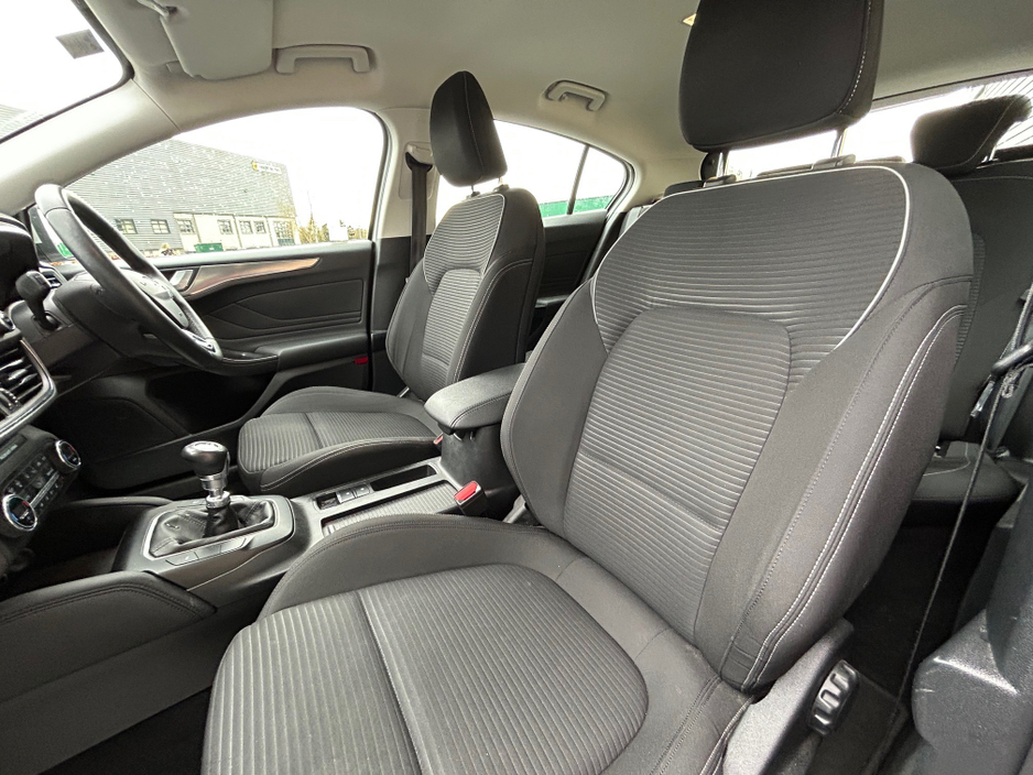 2021 Ford Focus - image 12