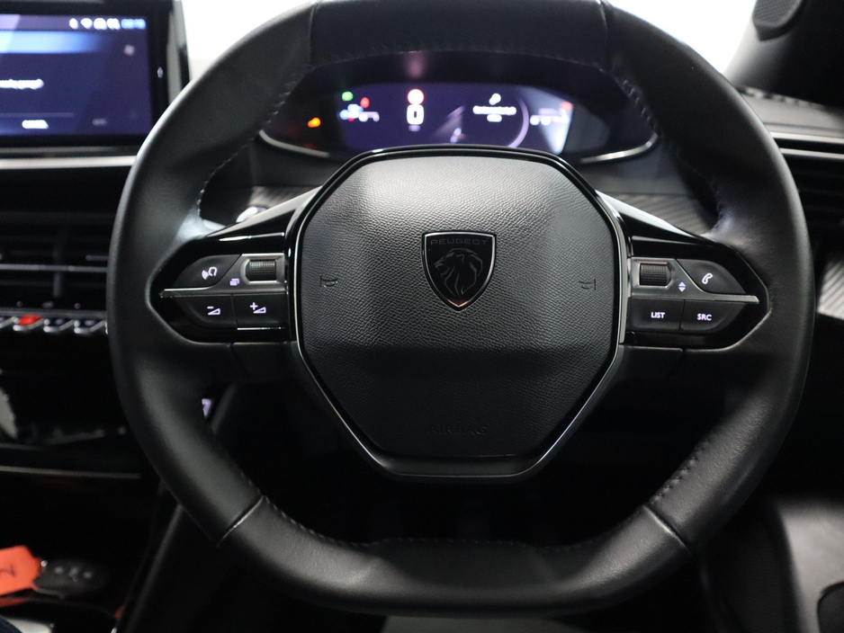 2024 Peugeot 2008 - image 11