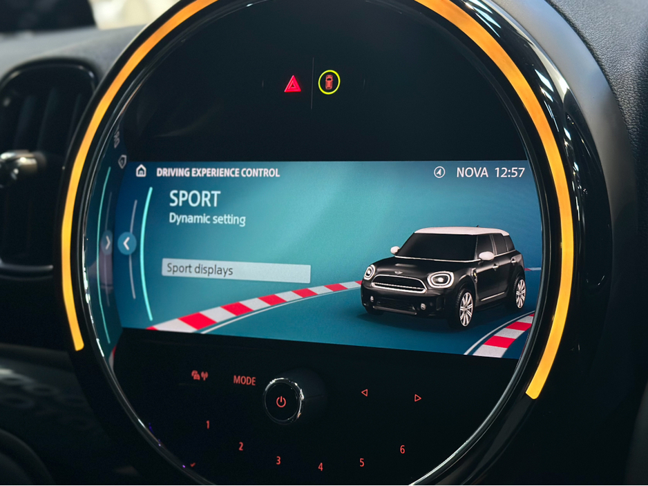 2022 MINI Countryman - image 28