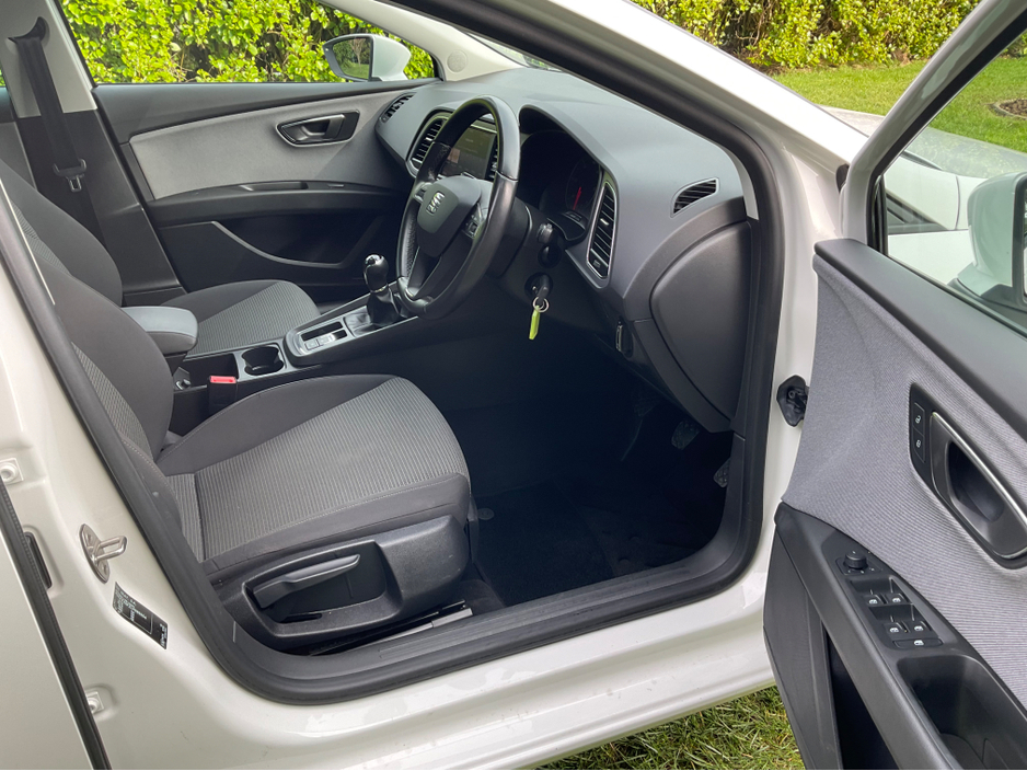 2020 SEAT Leon - image 18