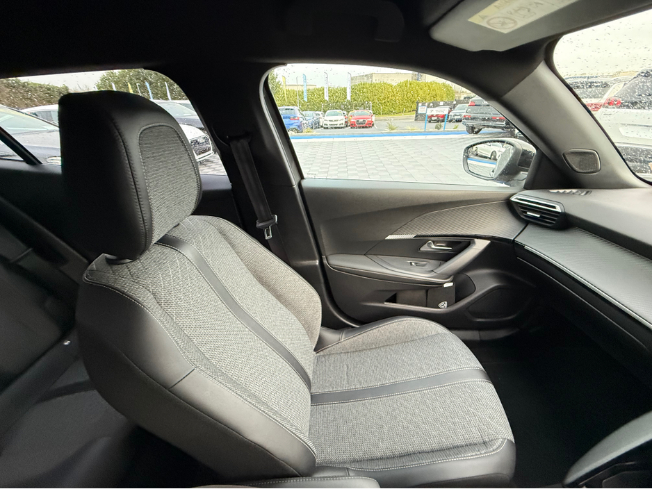 2024 Peugeot 2008 ALLURE - ELECTRIC - AUTO - 12M WARRANTY - CAR: 1601